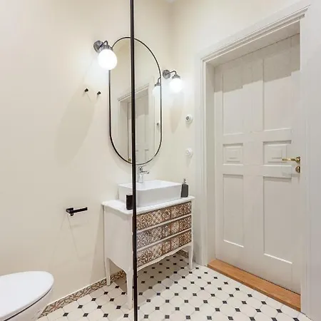 Tonisson Apartment *